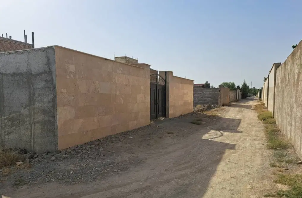 زمین چهار دیواری قابل ساخت چهارباغ کرج