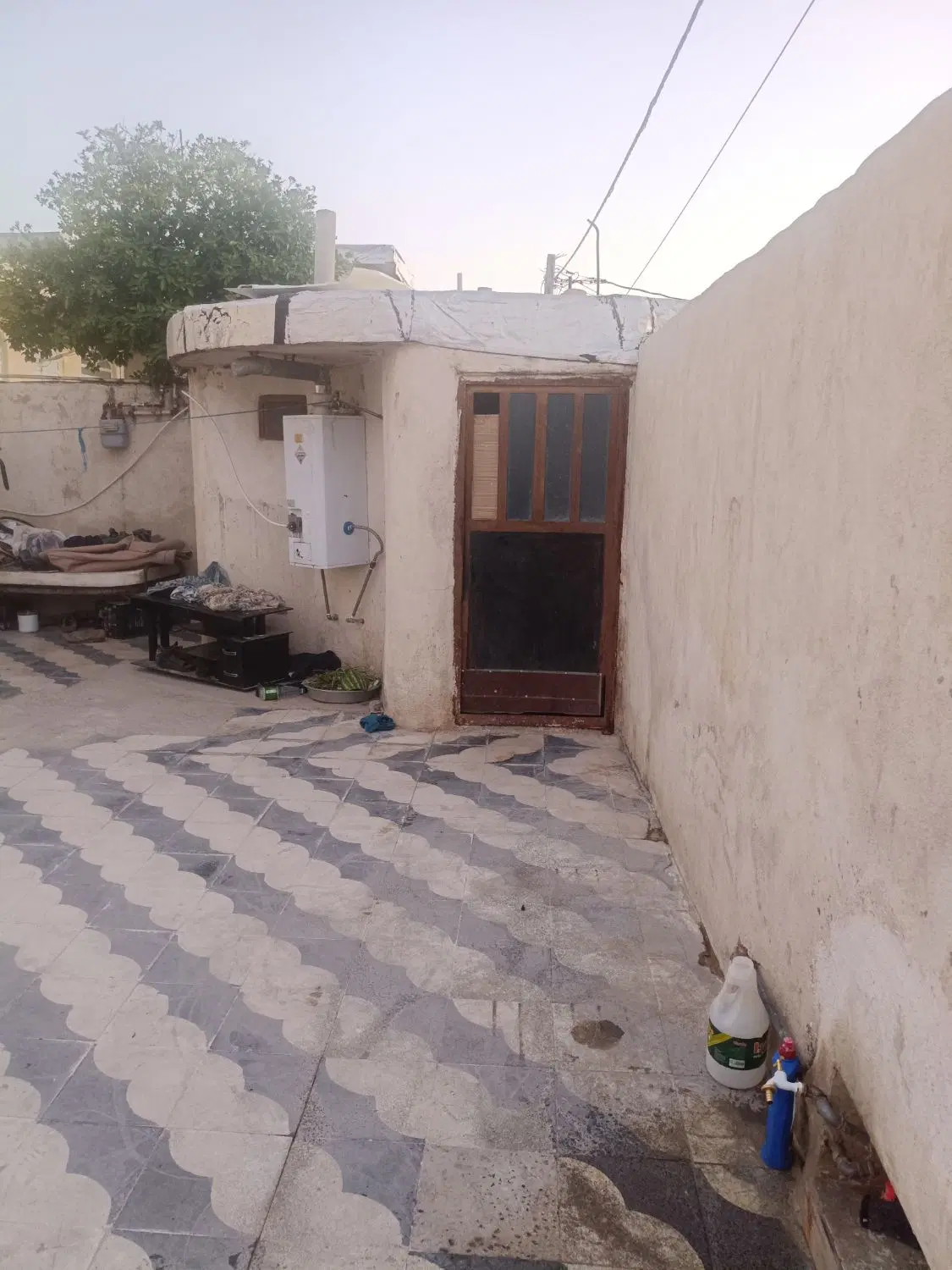 فروش ملک مسکونی ناصرآباد شرقی