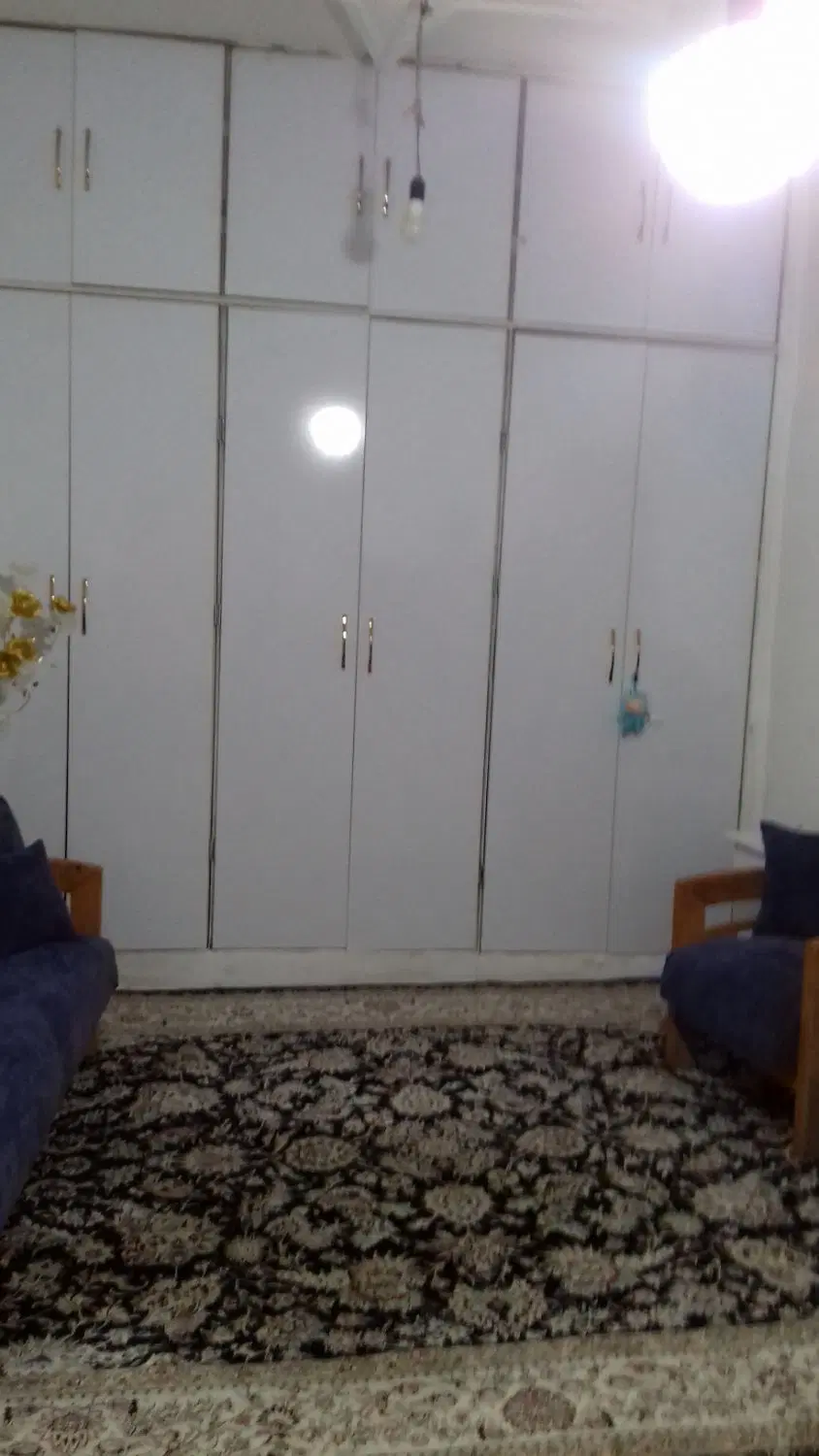 خانه بعر خیابان