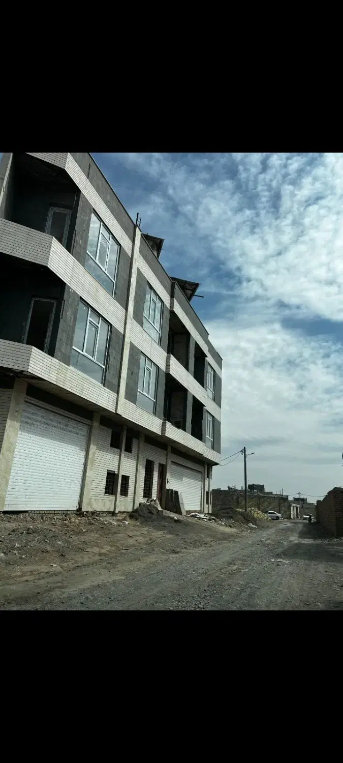زمین فروشی نارنجستان