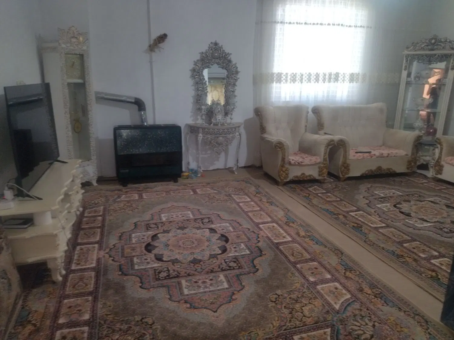 خانه دوطبقه سه واحد