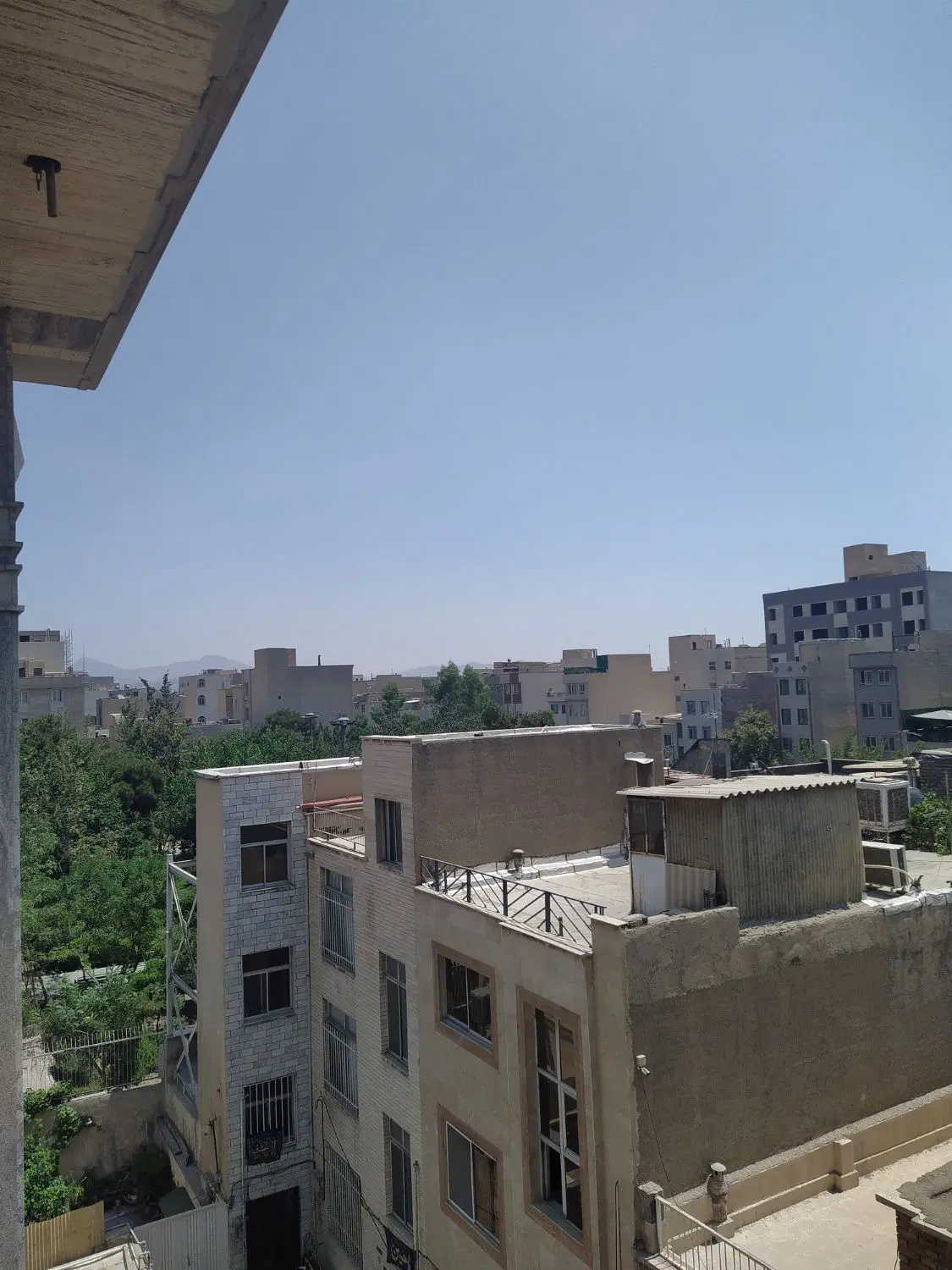 ۴۰ متر، مترو خواجه عبدالله