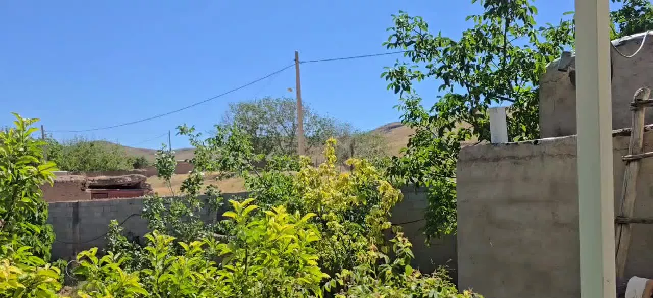 خونه باغ در جاده قزوین رشت روستای قلات