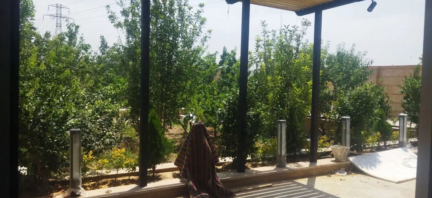 باغ 3000متری با برق وگاز قلعه سفید