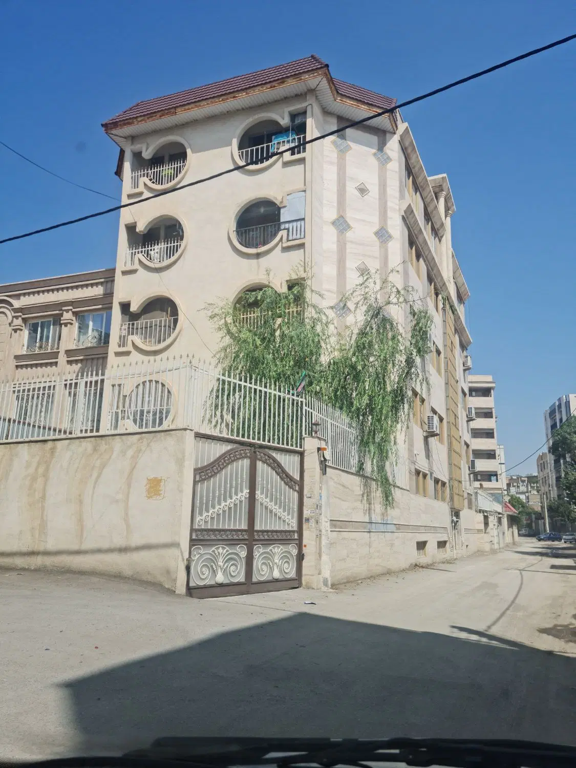 آپارتمان ۸۵ متری