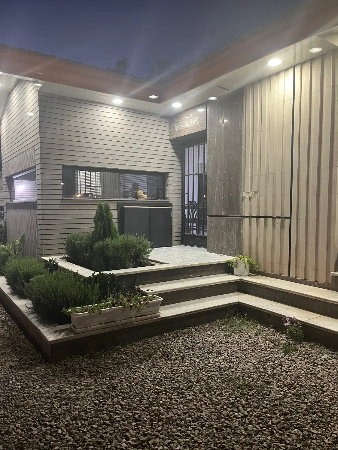 باغ ویلا زردنجان