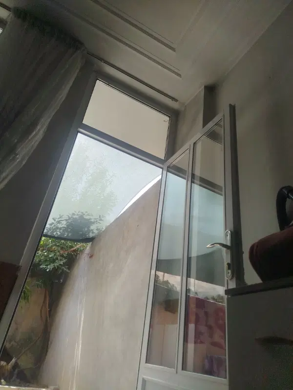 اجاره همکف ی خواب حیاط وپارکینگ