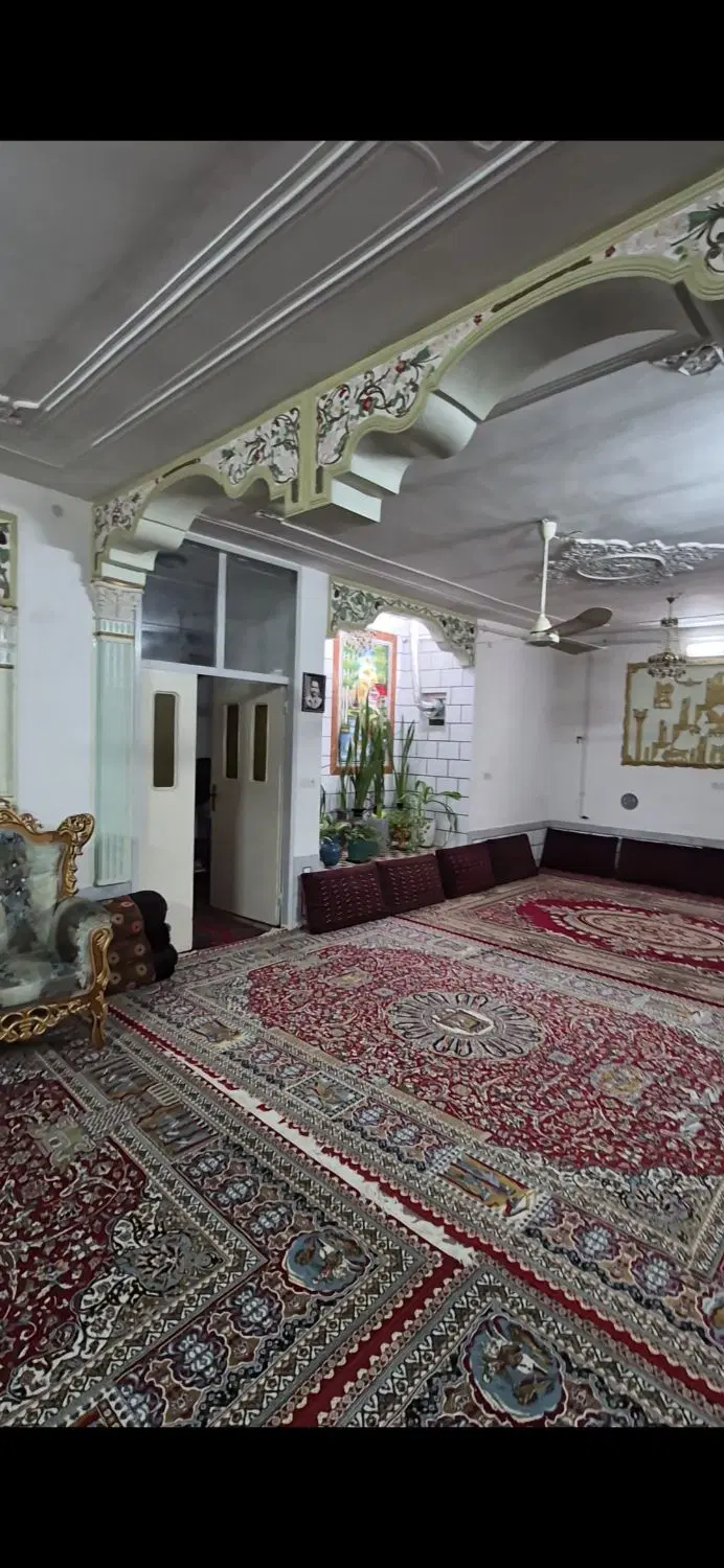 فروش ویلایی درب حیاط