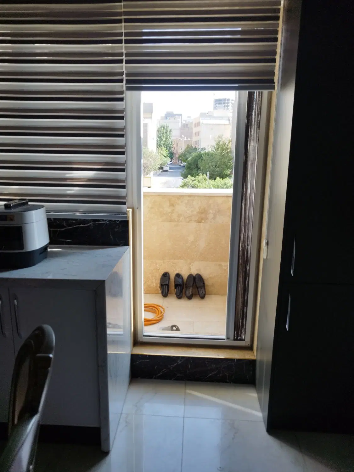 رهن و اجاره آپارتمان ۱۳۰متری در زعفرانیه
