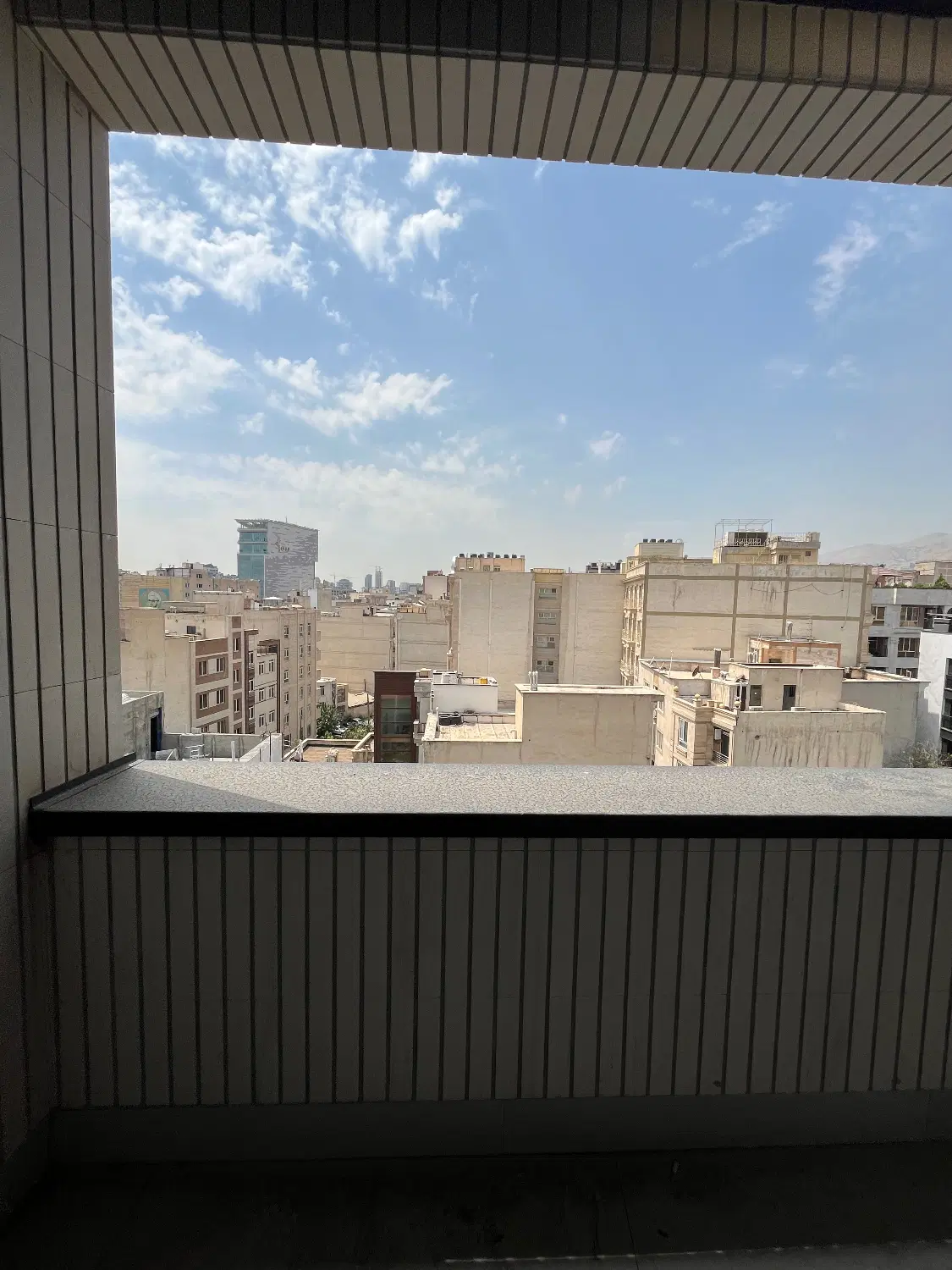 ۱۳۰ متر_ ‌۳ خواب_ نیاوران_ فول مشاعات