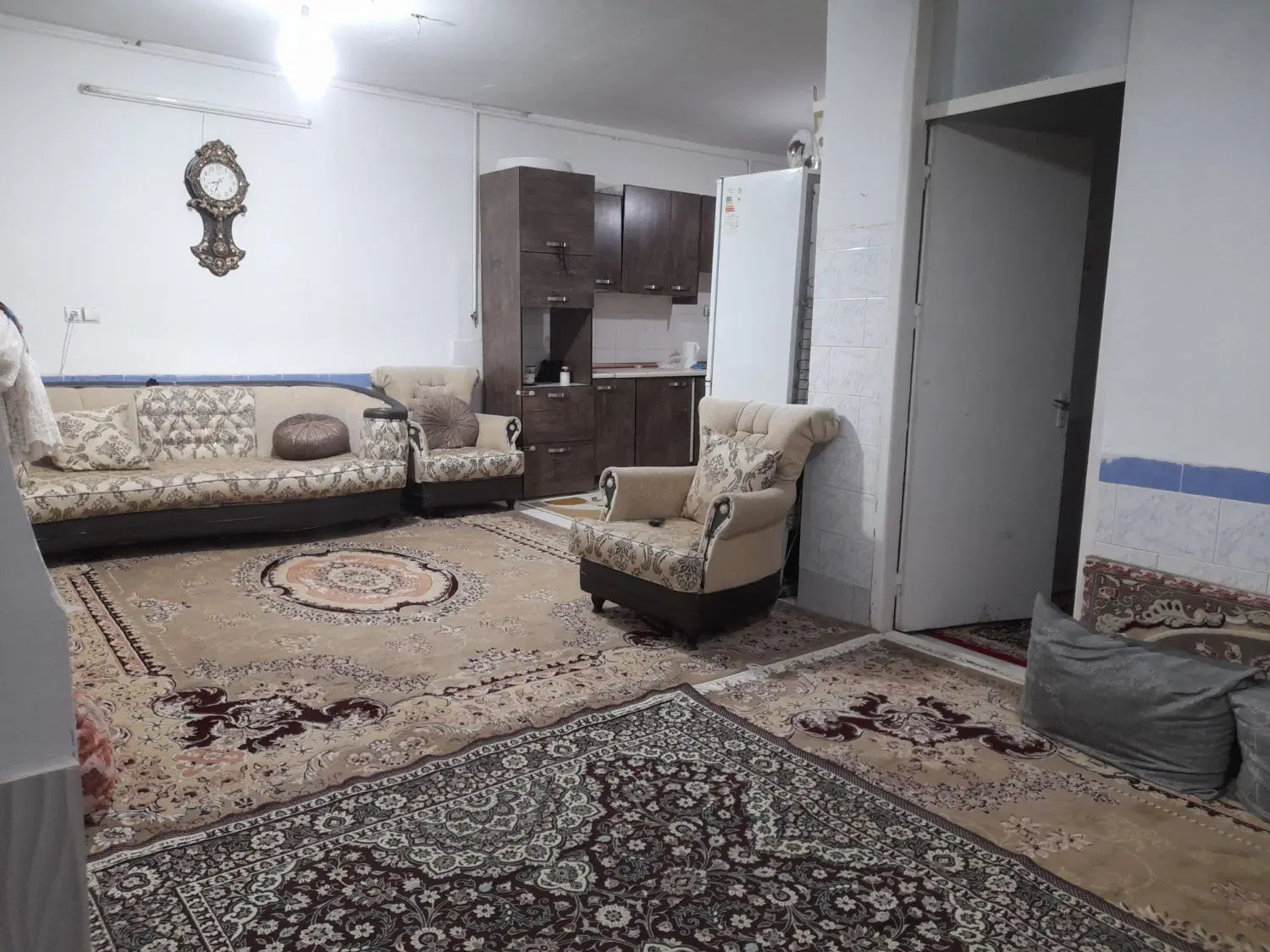 منزل فروشی گلریز