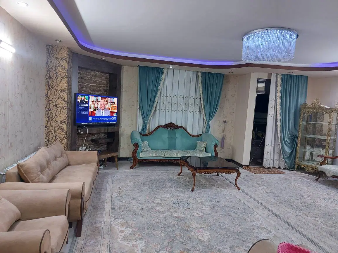 اجاره آپارتمان ۱۲۰ متری دو خوابه چهارباغ