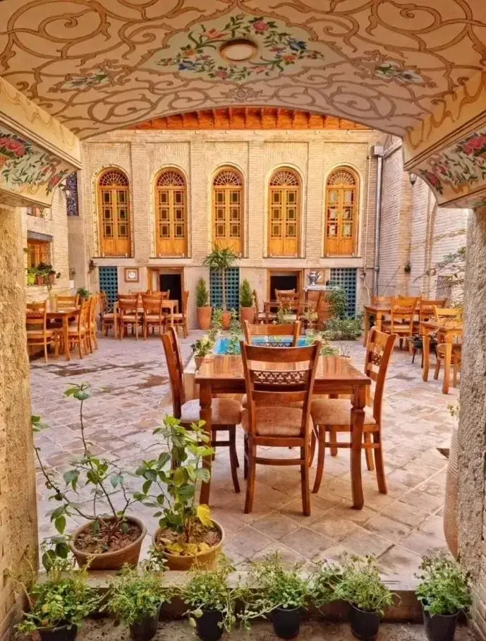 عمارت های سنتی فاخر تجهیز آماده انتقال