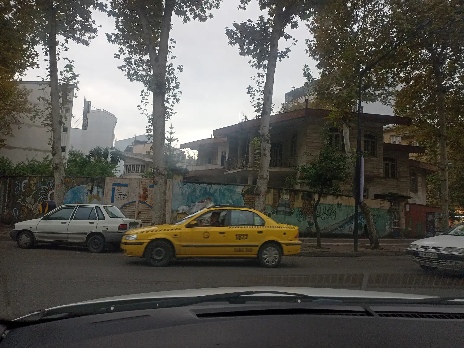 زمین و کلنگی تجاری در بلوار گلسار  بر توحید رشت