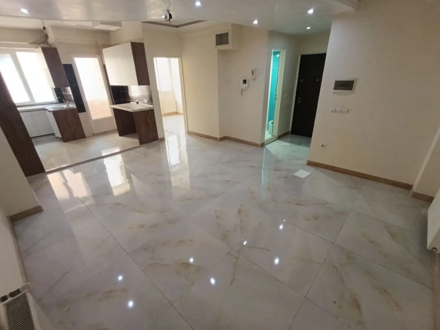 57متر _ تخلیه _ آماده سکونت