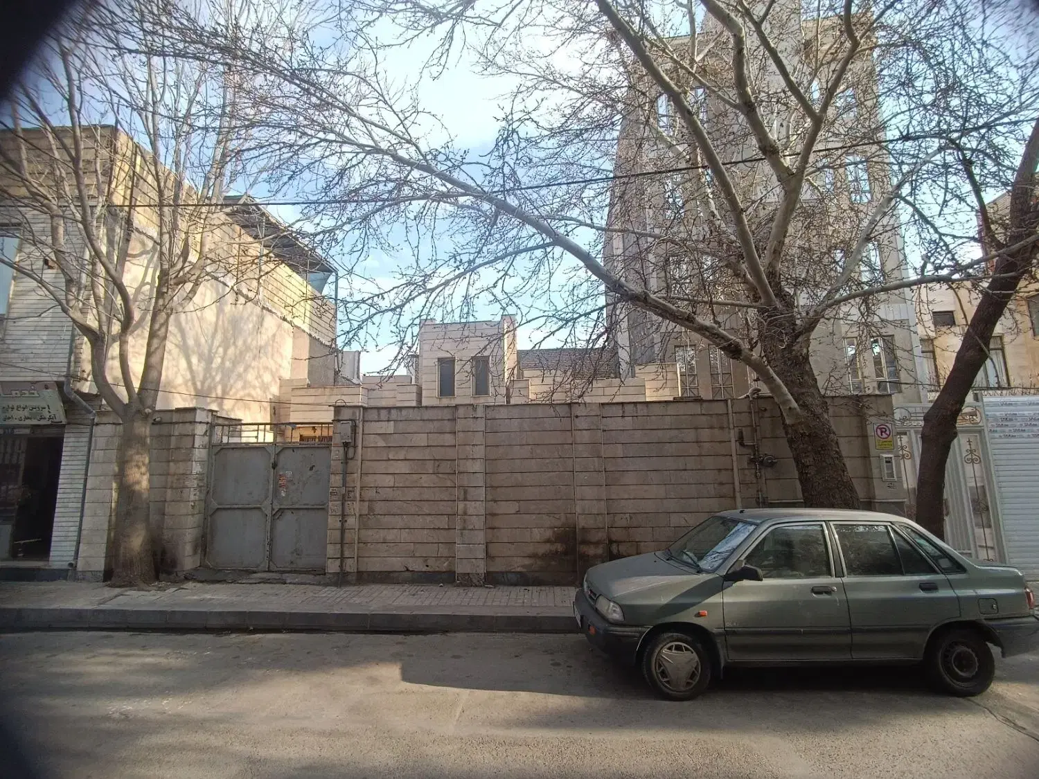 ویلایی 136 متری تورج 27 پلاک 14