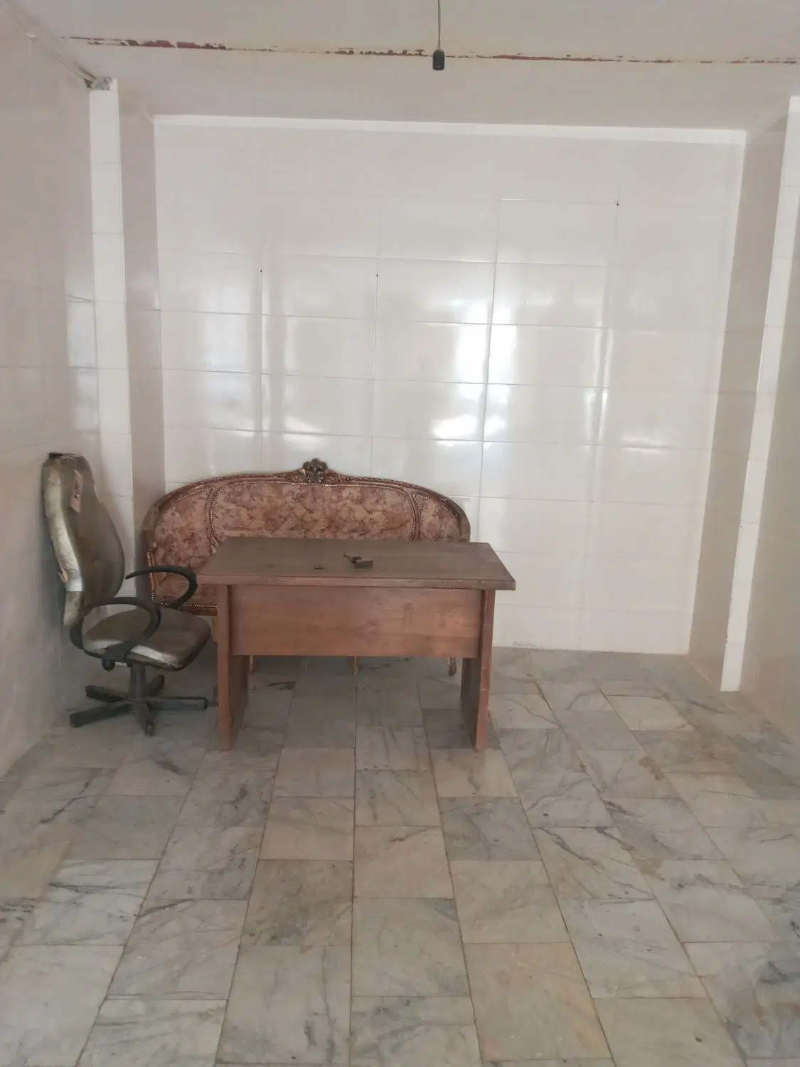 اجاره و رهن انباری تجاری