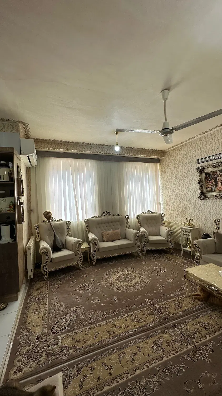 مسکن مهرپیرحاجی بلوک ۶ طبقه اول
