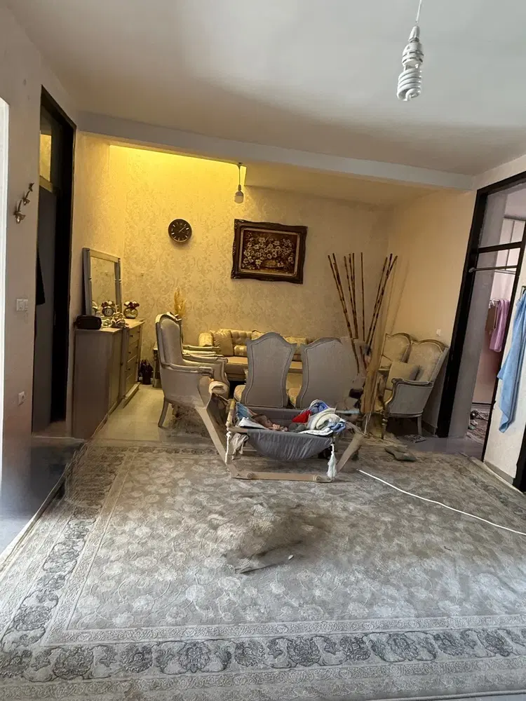 اجاره خانه ۲۰۰متری