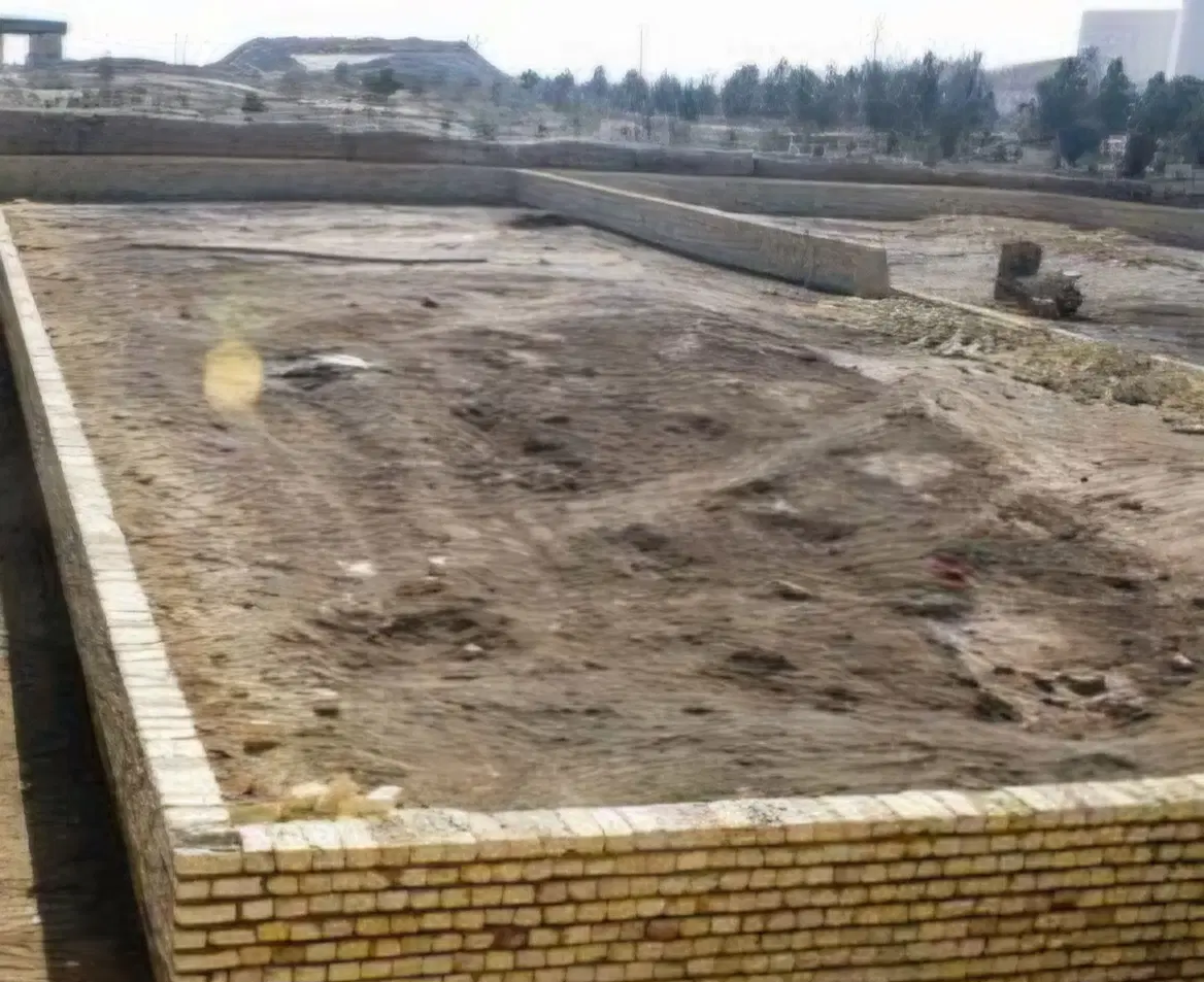 زمین حاجی اباد