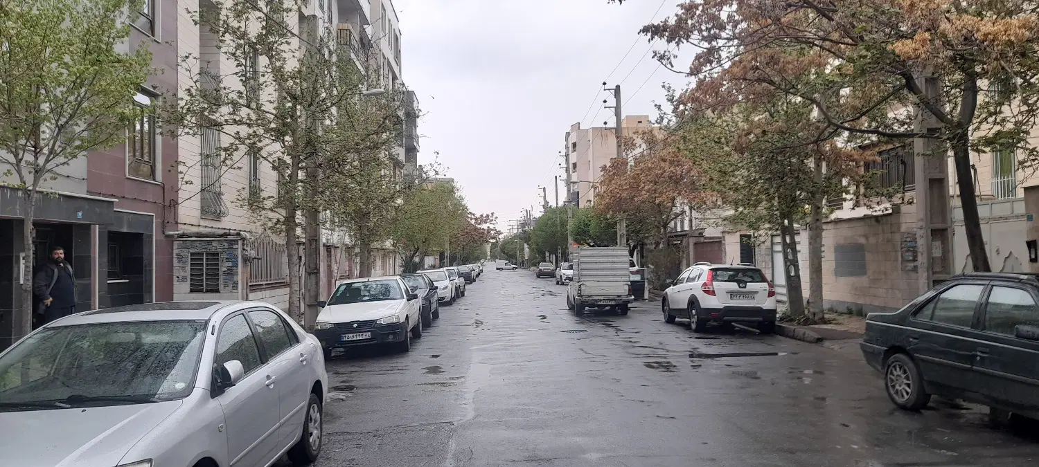 ۷۸متر_نوساز فول_روبروی مرکز خریدمهستان(املاک عادل)