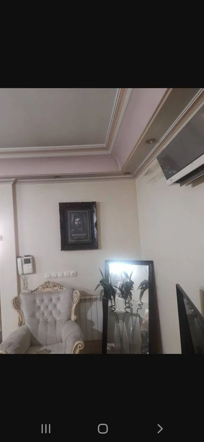 واحد ۷۳ متری با پارکینگ اصلی و انباری