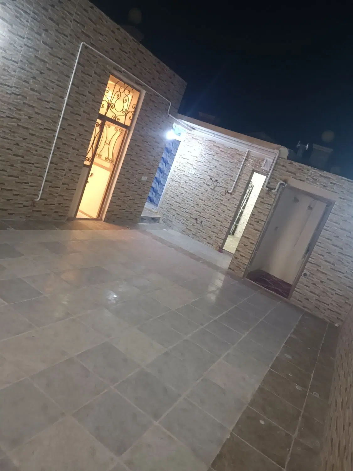 طبقه یک اجاره ای