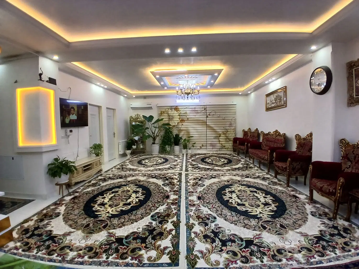 فروش آپارتمان ۱۳۵متری اُکازیون، تک واحده