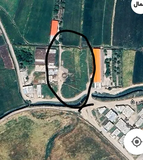 یک قطعه زمین بمساحت ۴۰۰ متر بر خیابان