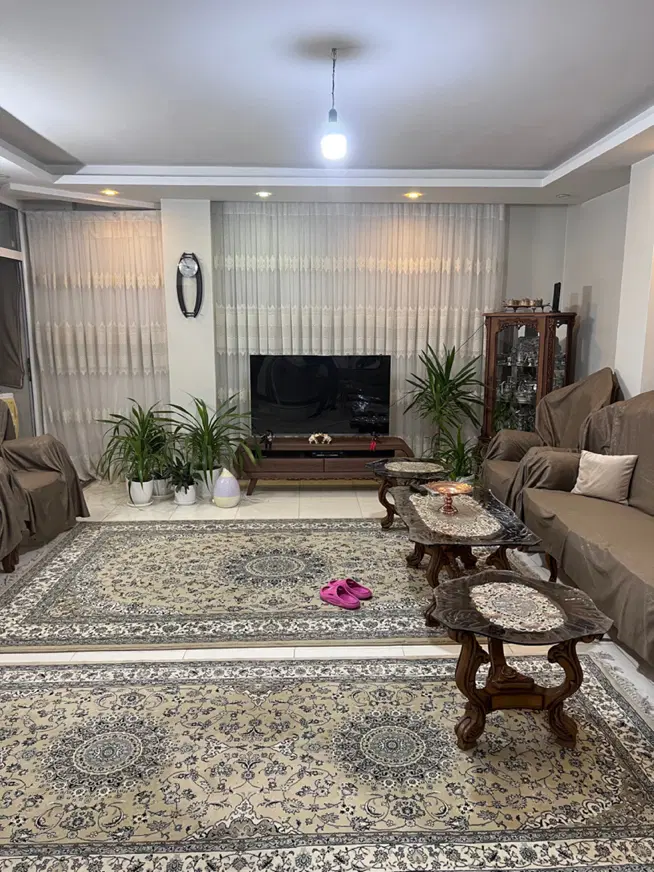 فروش سه طبقه ویلایی دربست نوساز آسانسور دار