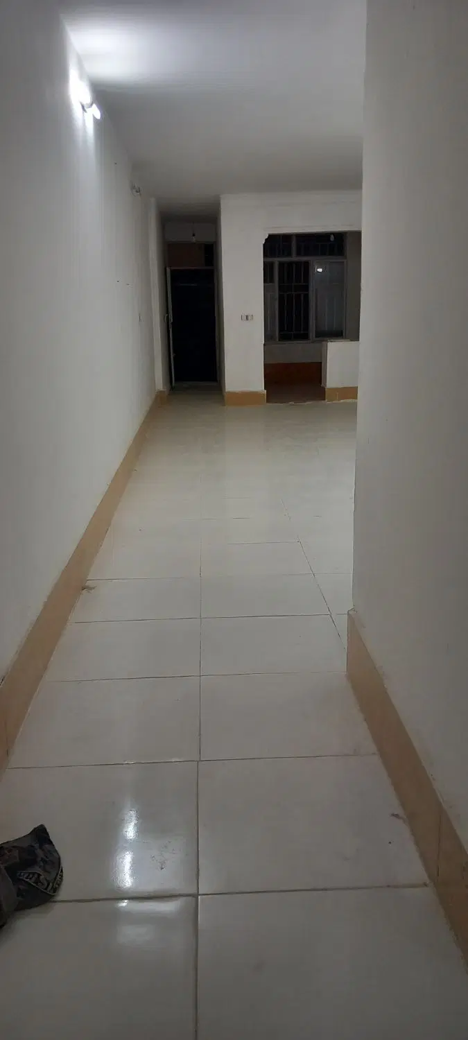 واحد ۱۰۰متری طبقه همکف توس ۴۷