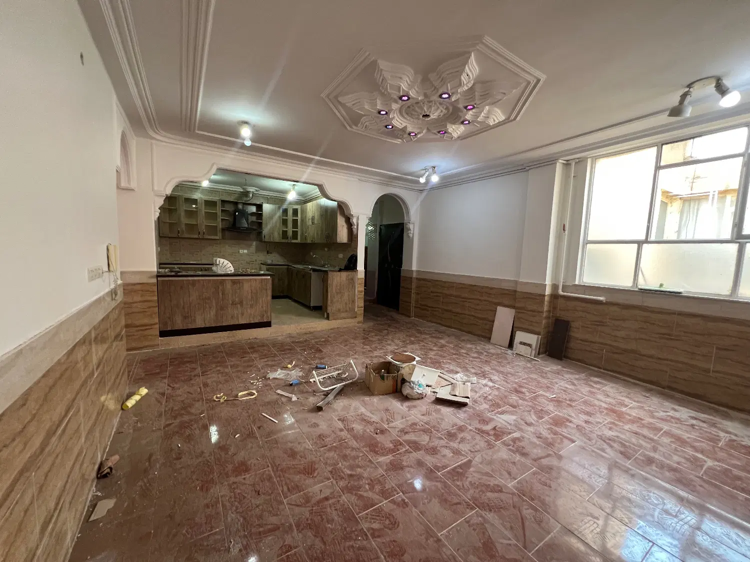 ۹۰ متری خوش نقشه