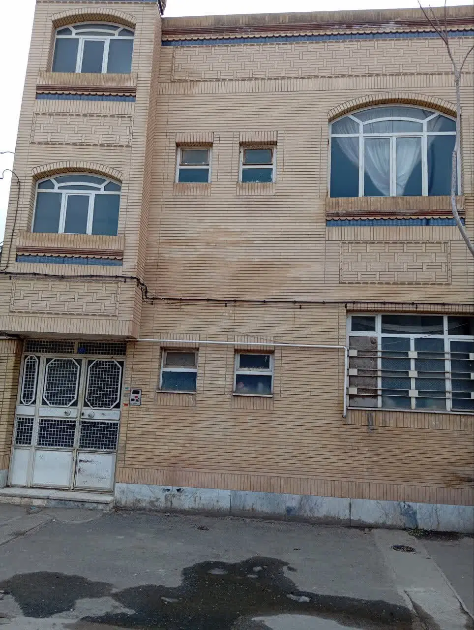 فروش فوری منزل ویلایی دو طبقه در ملاصدرا