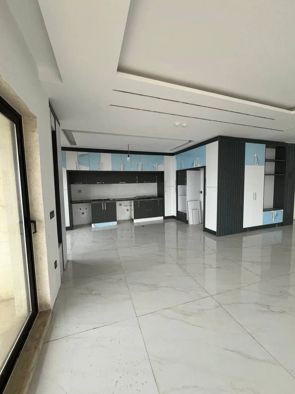 آپارتمان ۱۹۳ متری _ دونبش _ تک واحدی _ نور _ ساحلی