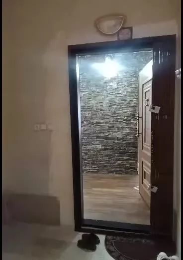 واحد لاکچری وشیک_ ۲۴متری انقلاب_فول امکانات