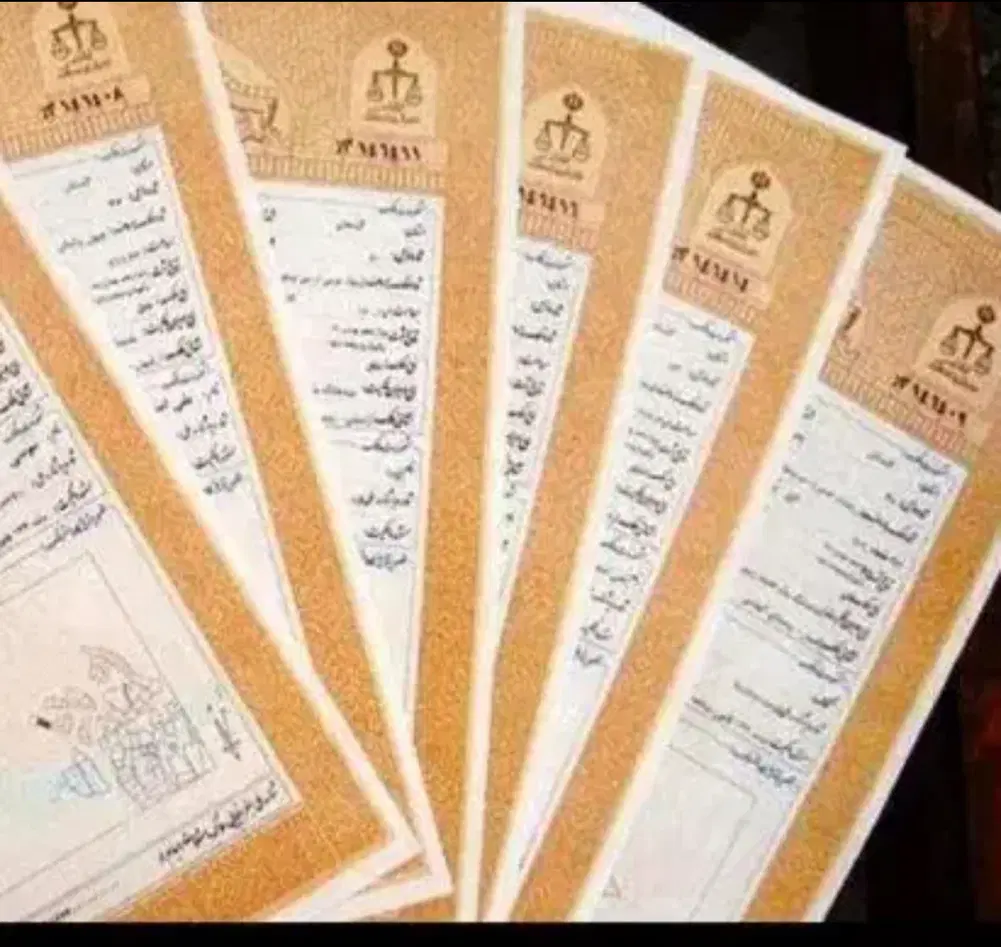 زمین تجاری گلبرگ نبش کوچه ۲