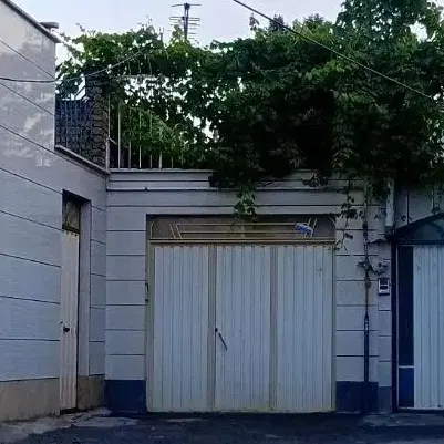 یک باب منزل مسکونی