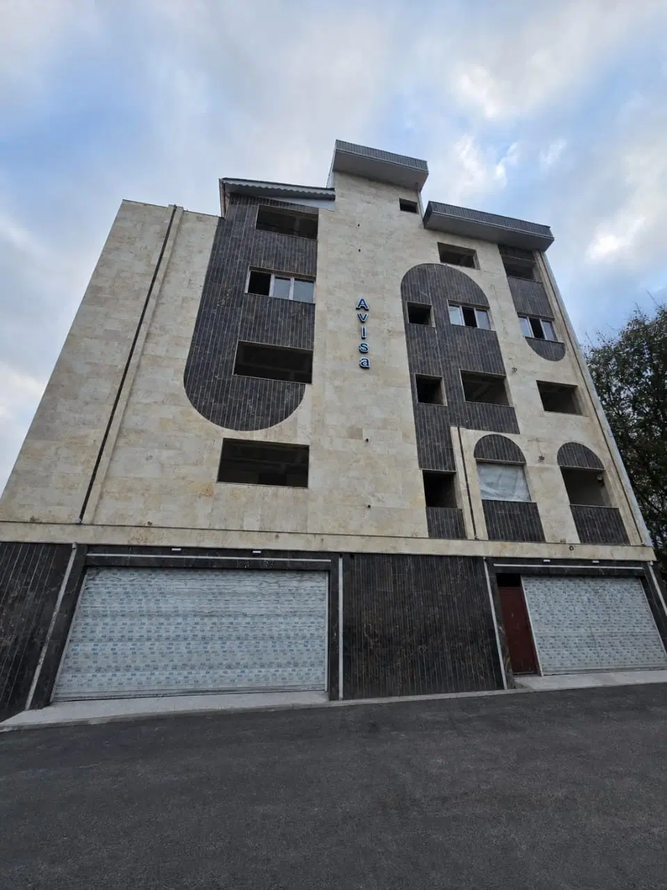 آپارتمان 110 متری واقع در کمربندی خرمشهر تک ماسوله