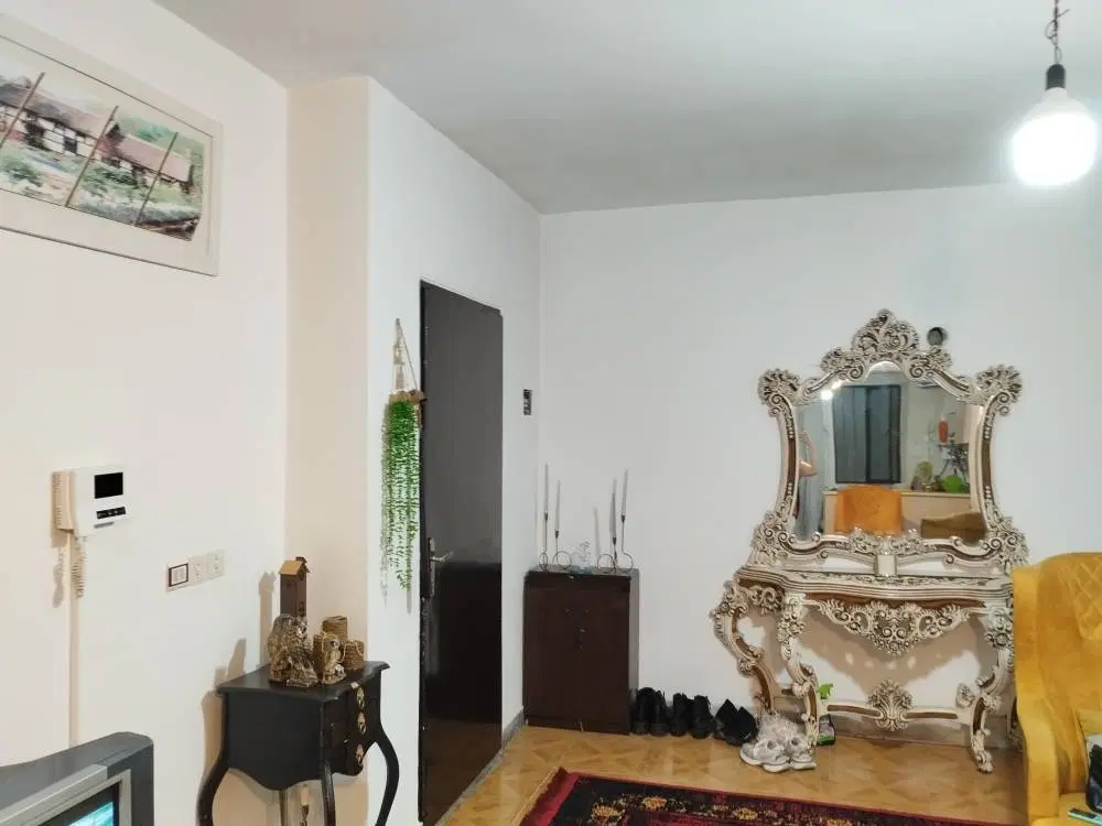 فروش 90 متری