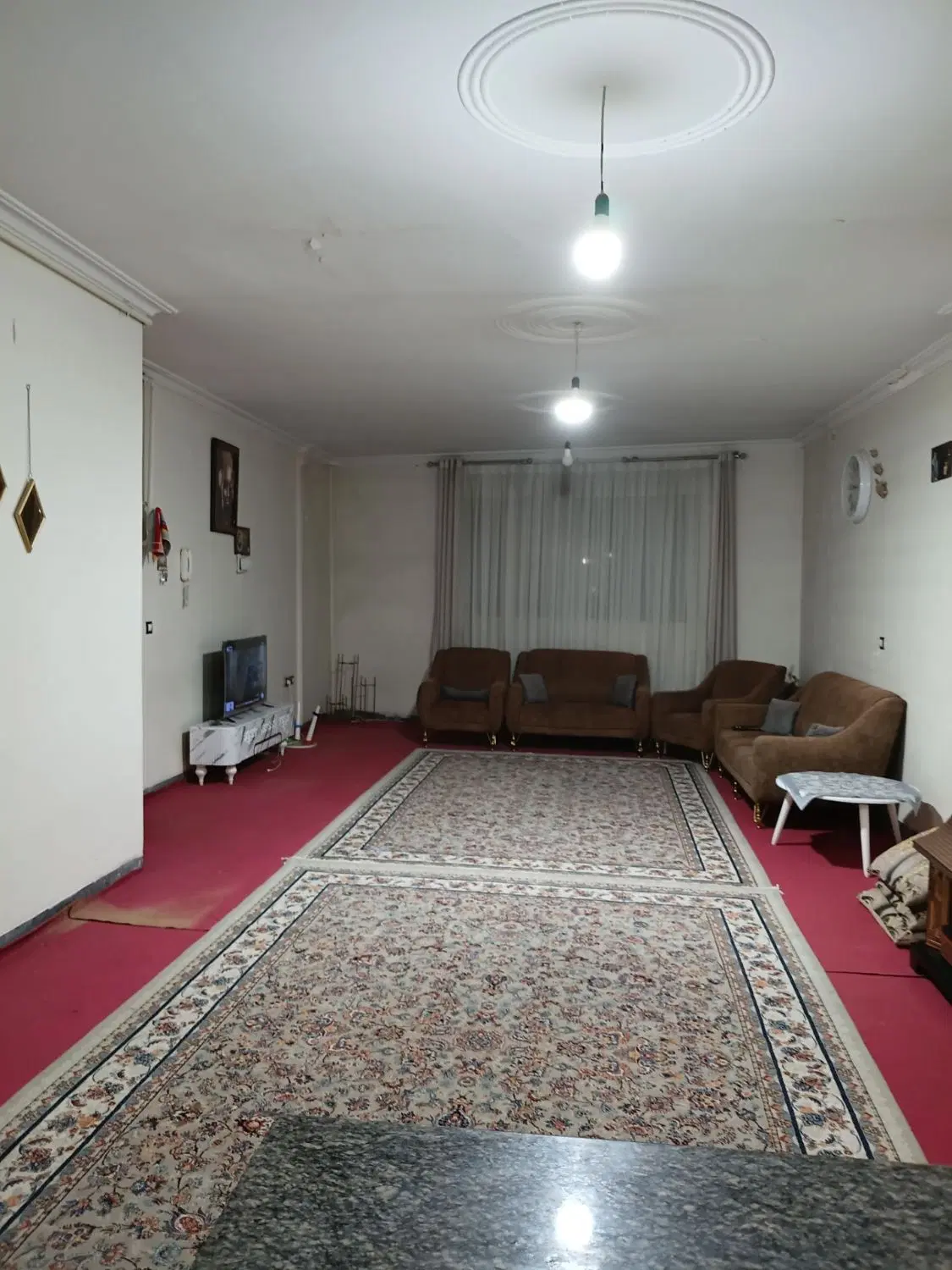 واحد۱۰۰ متری خیابان ولایت