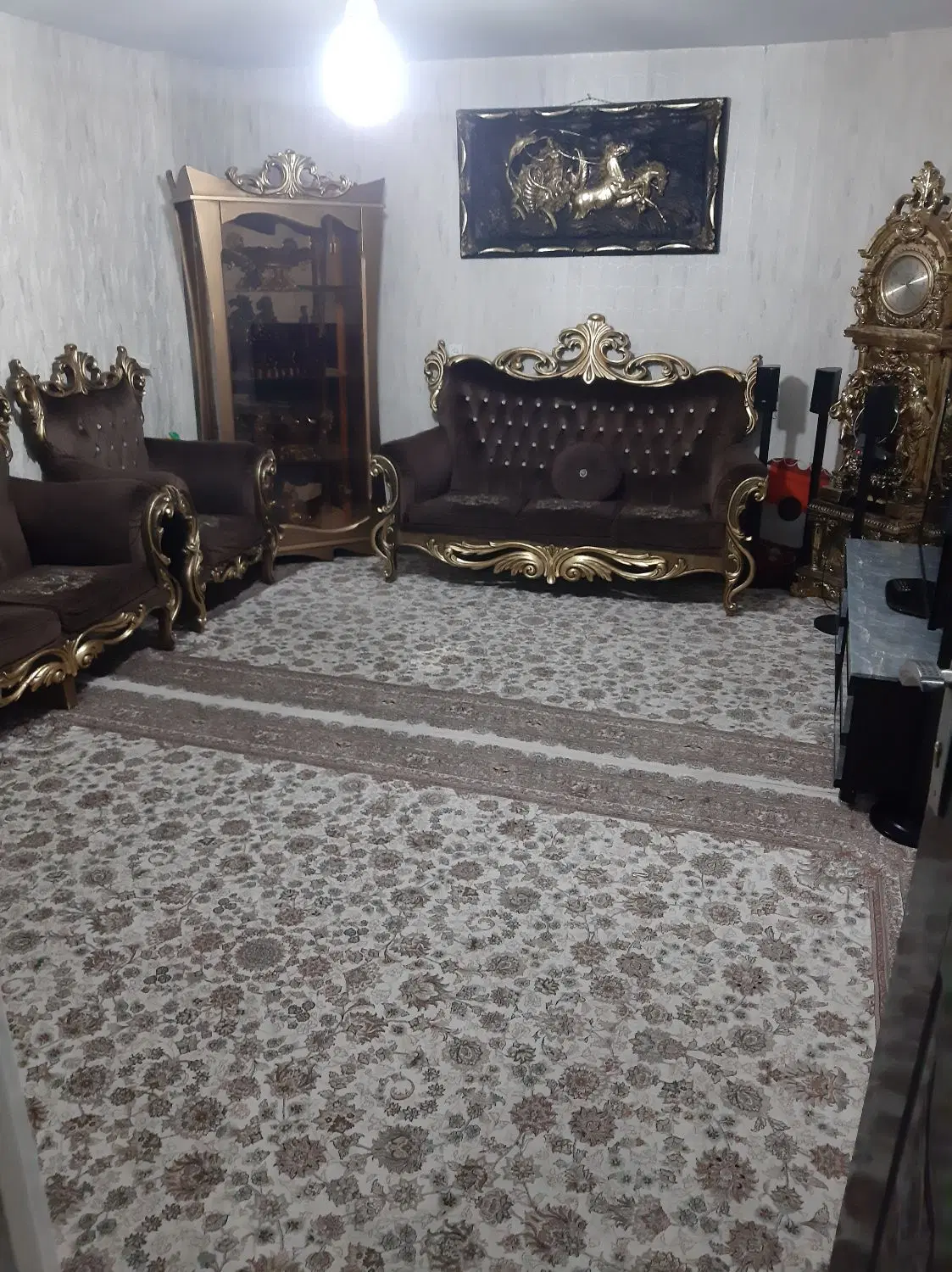 خانه ویلایی۶۵باقرشهر۳طبقه