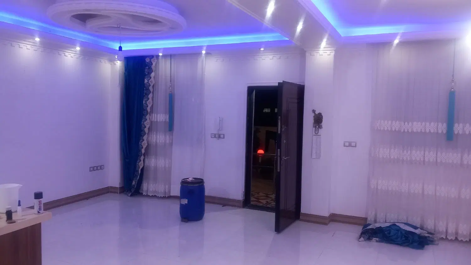 خانه یک واحدمسکونی دوخوابه