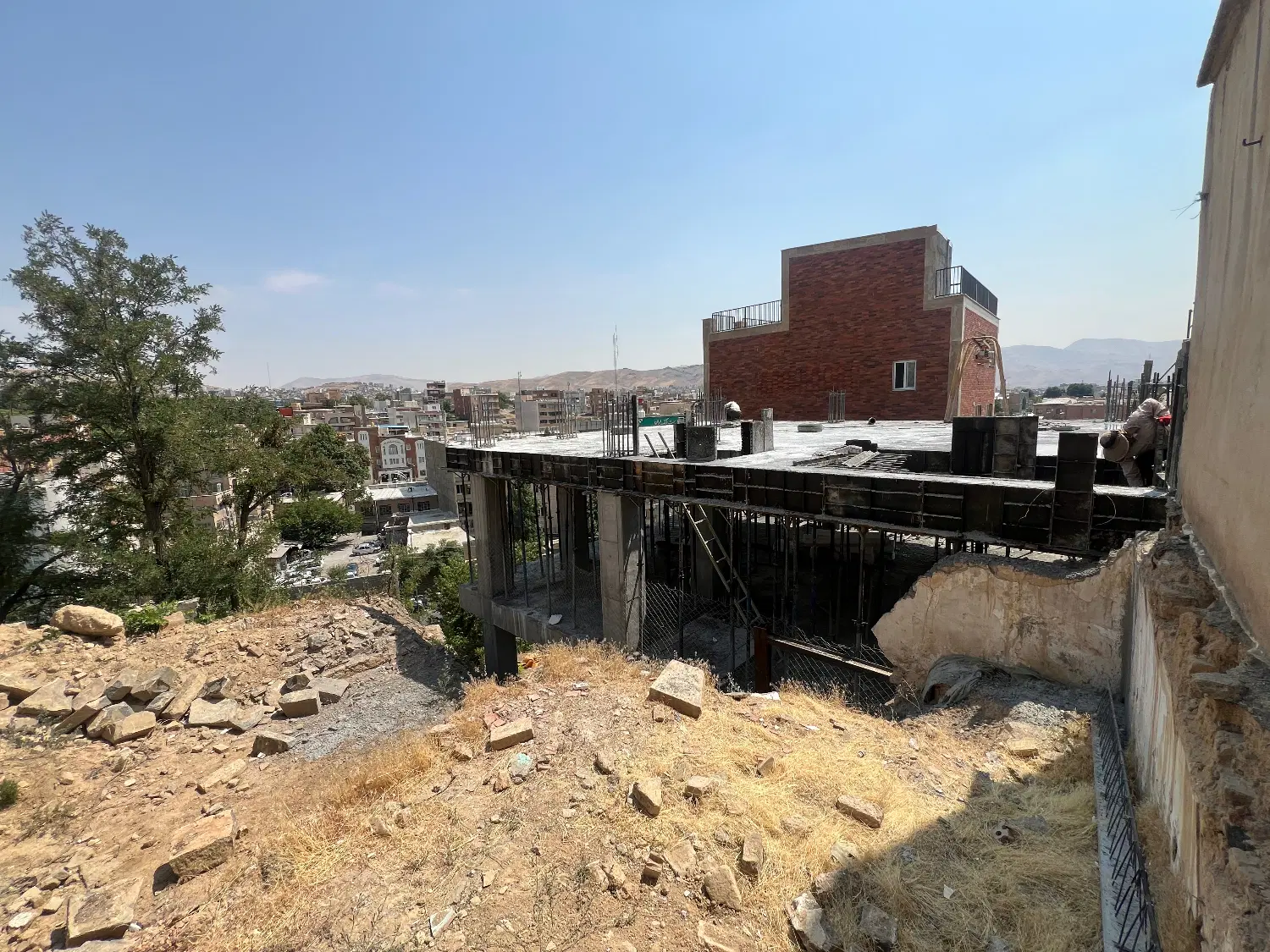 دعوت به مشارکت درساخت