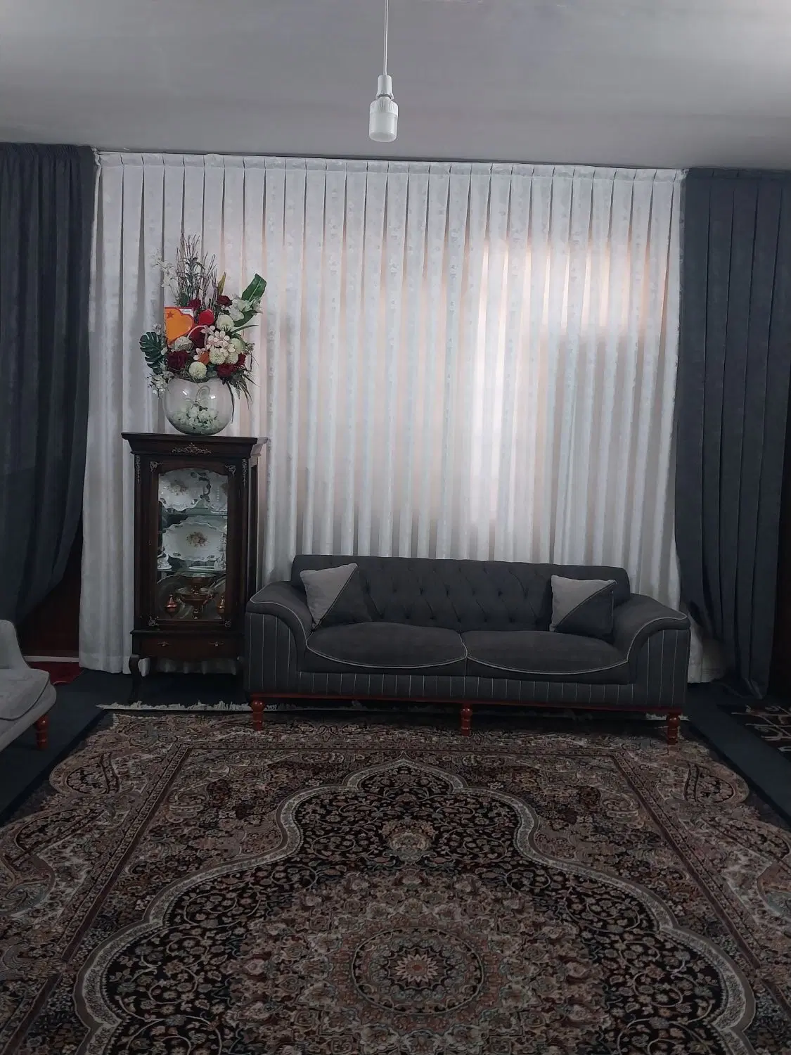 طبقه همکف ۷۶متری