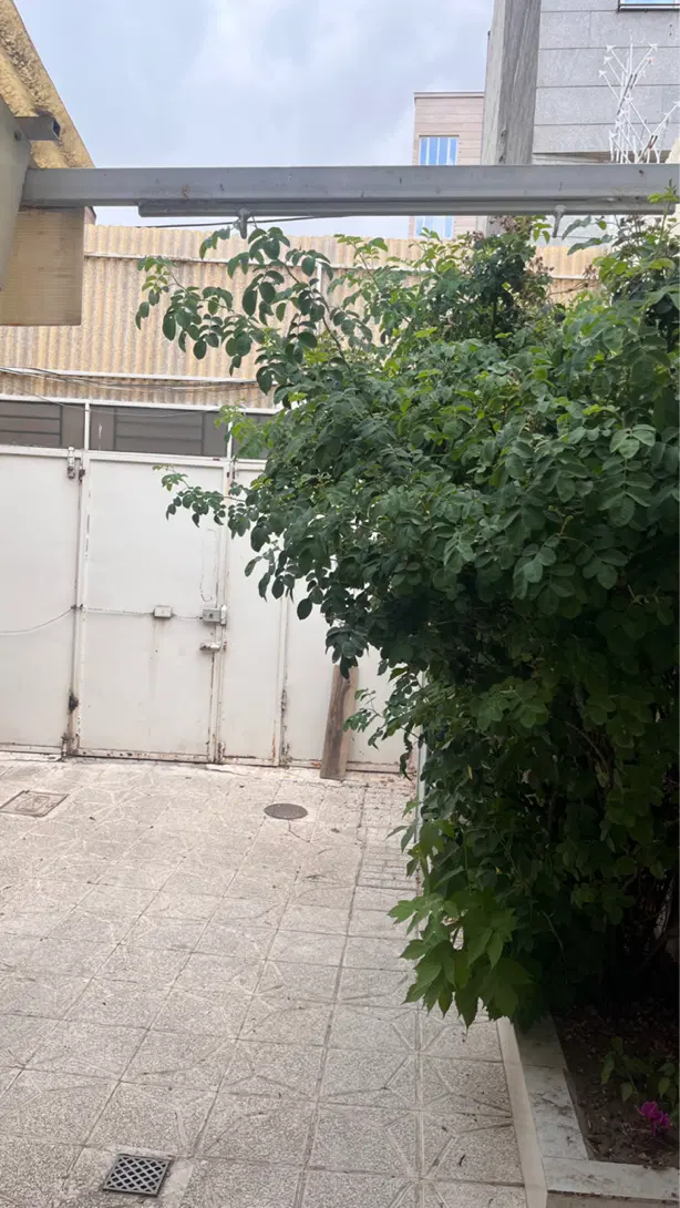 منزل ویلایی بازسازی شده مطهری شمالی ۲۳