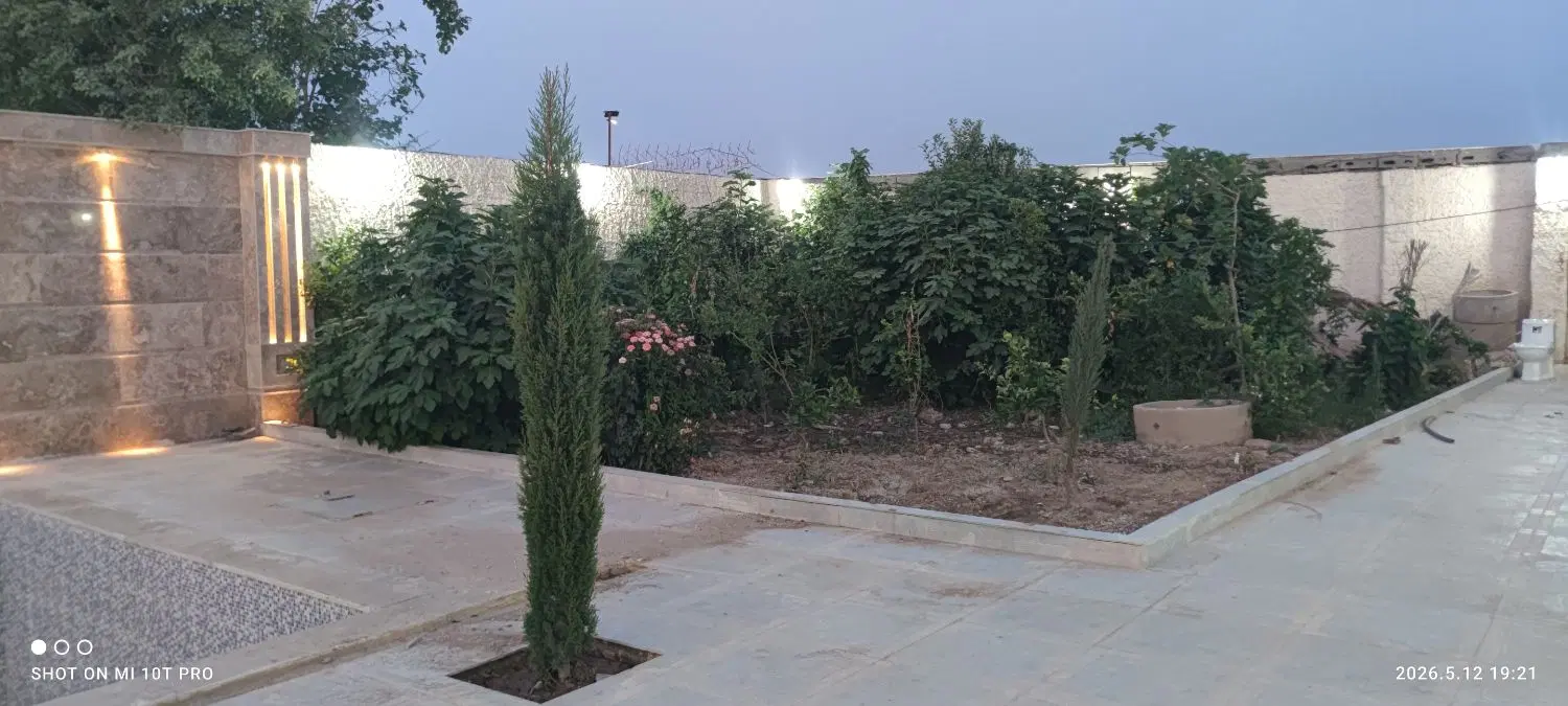 فروش ویلاباغ650مترجاده بنجعفرروبه رو دکه عباس اباد