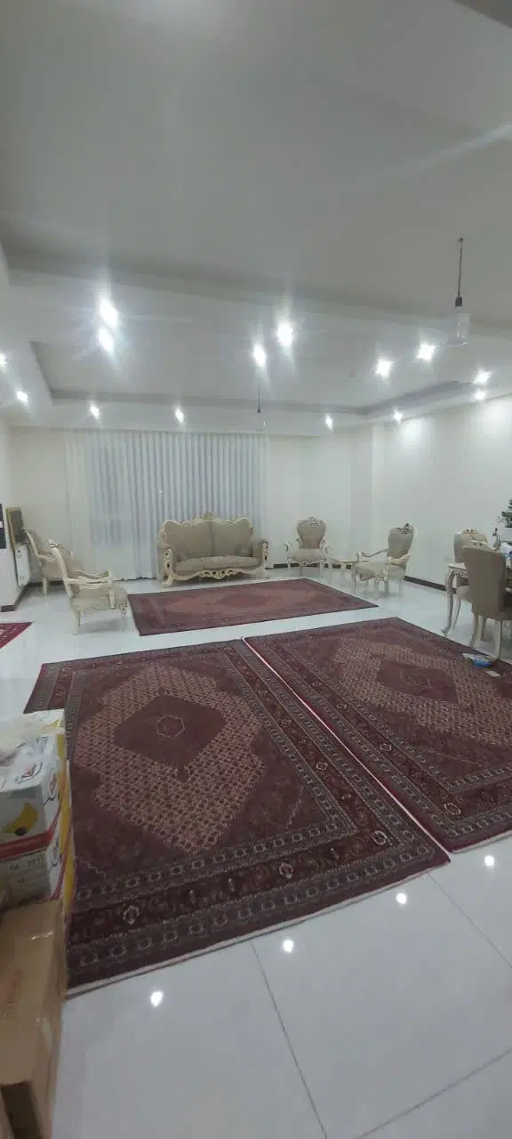 آپارتمان تک واحدی