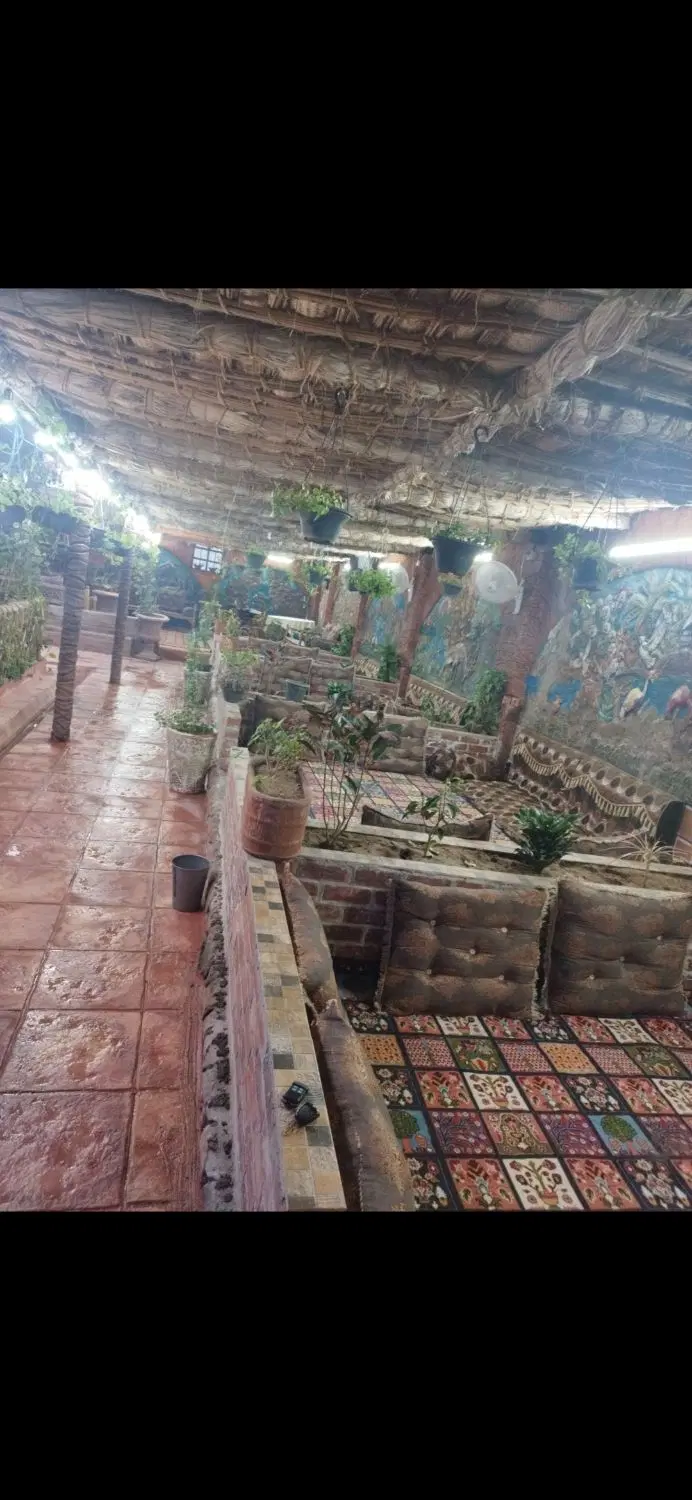 خانه باغ یا کافه باغ فروشی