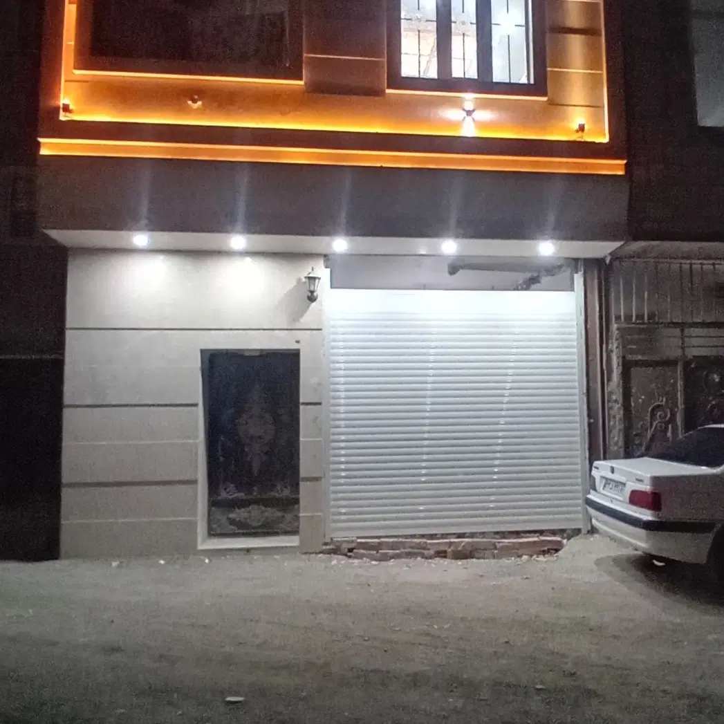 100مترپارکینگ شهرک احمدیه خ گلها