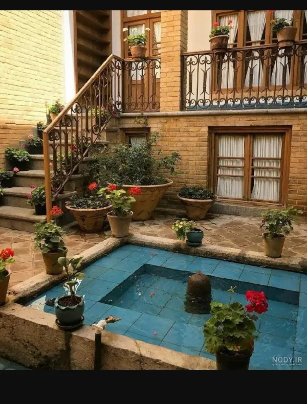 ملک تجاری در اتوبان آیت الله بهبهانی